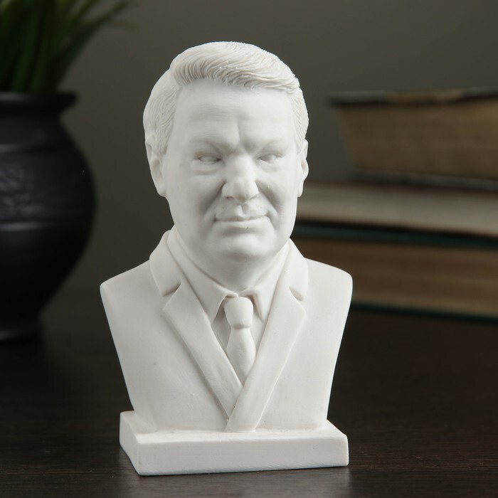 Suvenírová busta s. esenin biely 12x10cm t0379: ceny od 210 ₽ nakúpte lacno v internetovom obchode