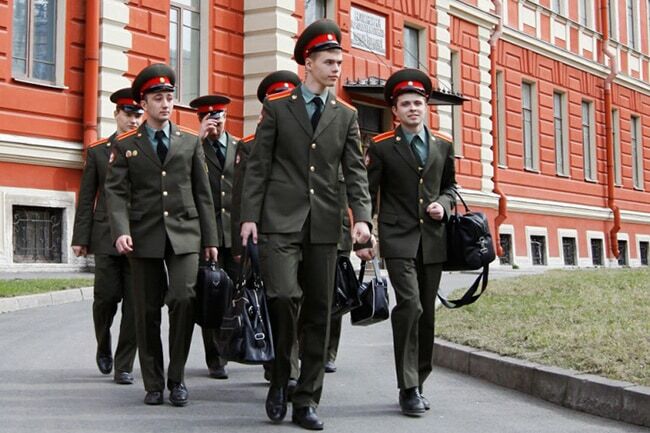 Rating der militärischen Universitäten in Russland 2015-2016