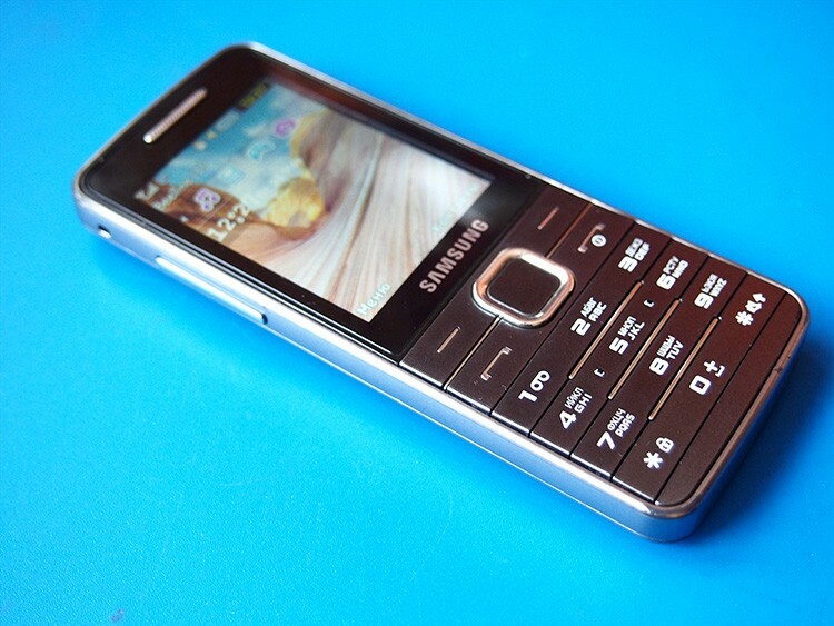 " Samsung GT-S5610" - der Bildschirm des Gerätes ist einfach wunderbar