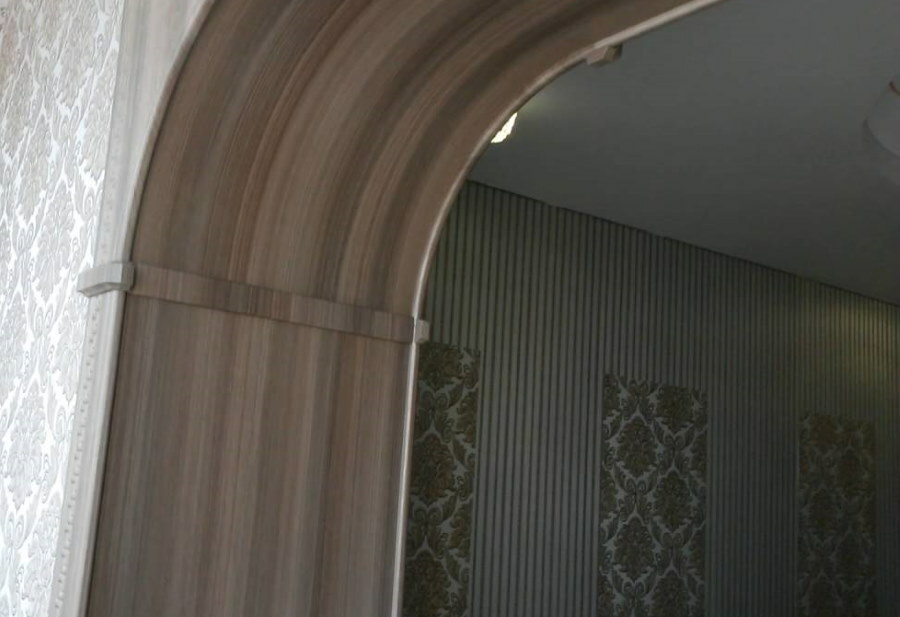 Decoração do arco do arco com painéis de PVC com imitação de madeira