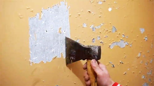 So entfernen Sie Farbe richtig von Wänden - Schritte und Finishing