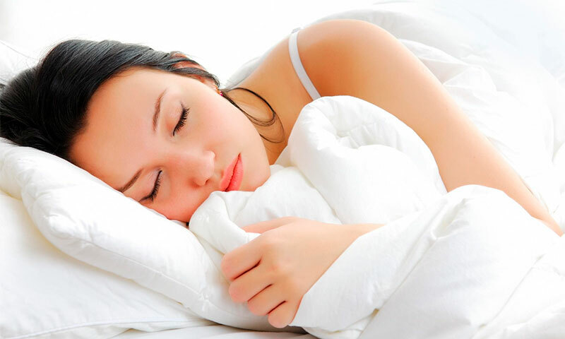 Comment choisir le bon oreiller orthopédique pour dormir avec l'ostéochondrose cervicale