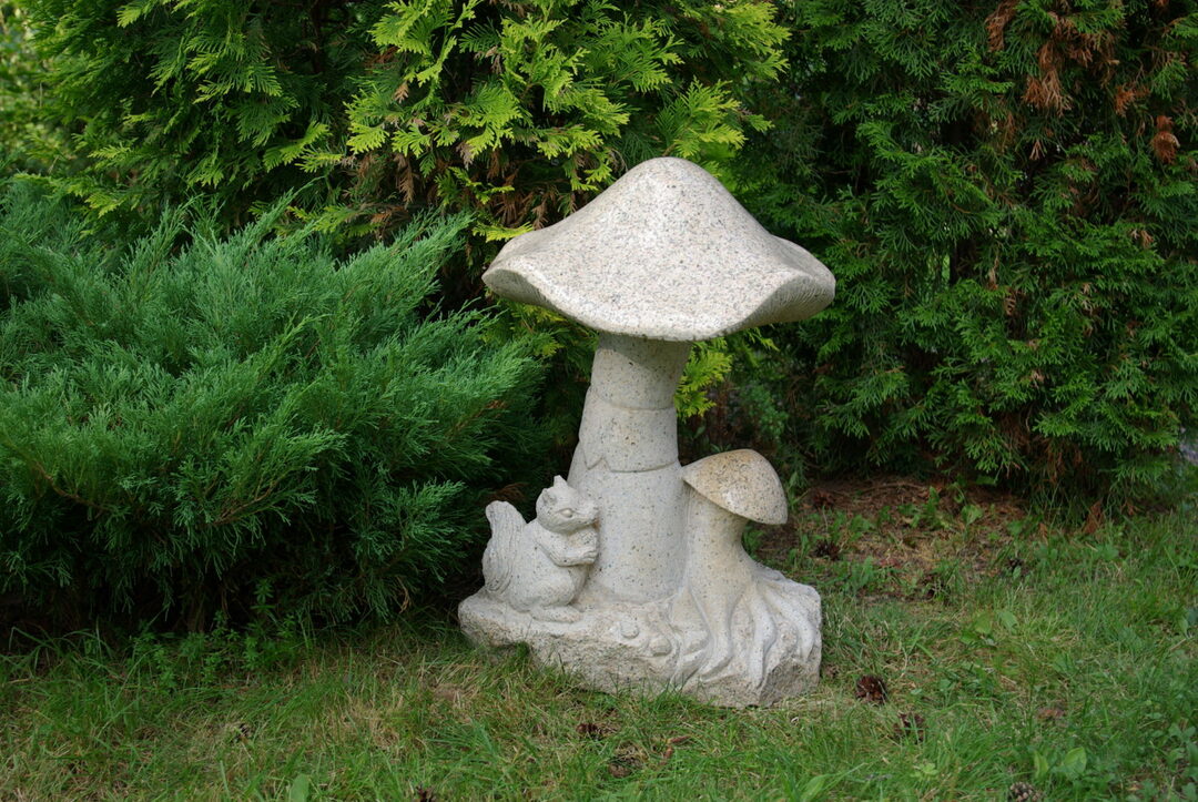 kőből készült szobrok a kerthez