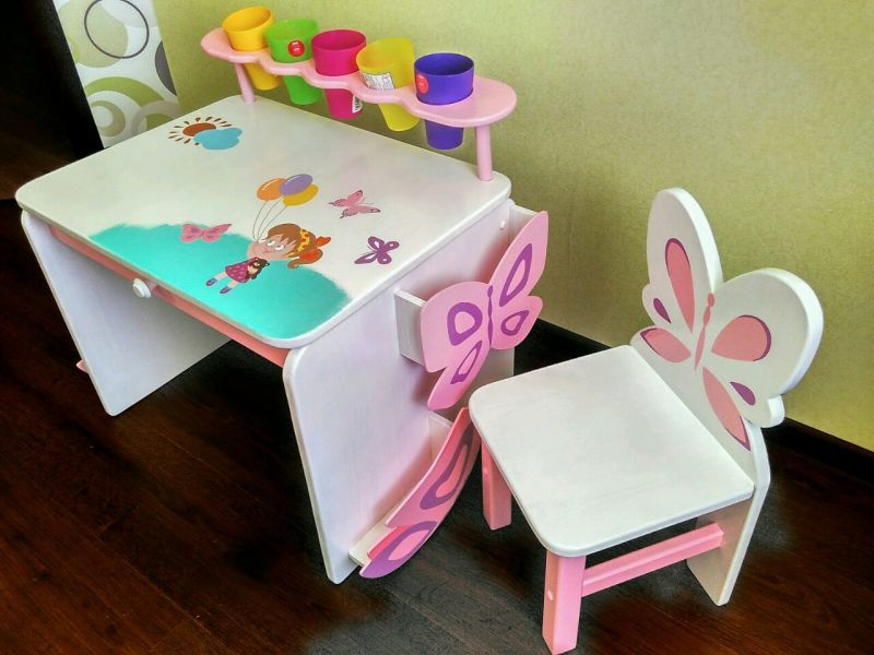 otroška zložljiva miza za dekleta