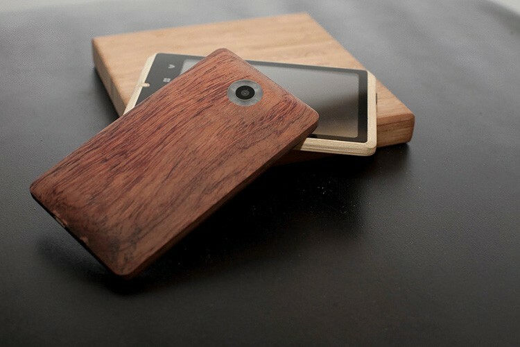 ADzero foi o primeiro a introduzir no mercado um smartphone amigo do ambiente, cujo corpo é totalmente feito de bambu