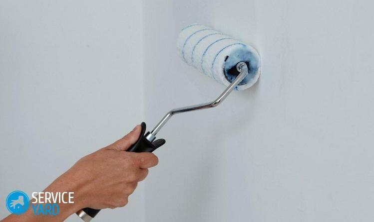 How to apply glue to wallpaper?