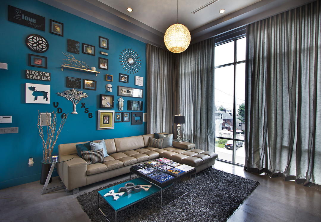 interiér obývačky v modrých tónoch