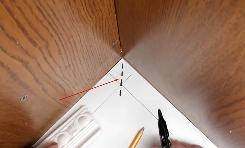 Verzilveren aan de deur: de eenvoudigste manier om op 45° te snijden, zelfs zonder ervaring, stapsgewijze instructies, soorten platbands