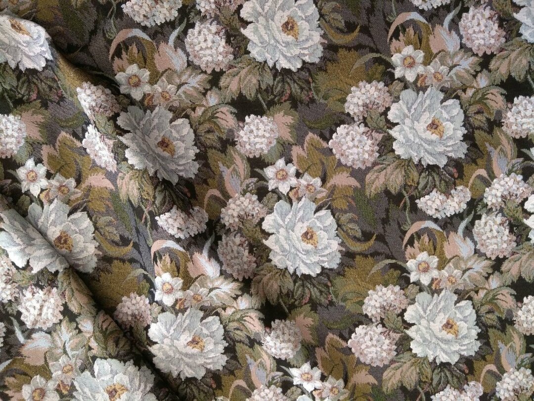 Natural fabrics for sofa upholstery