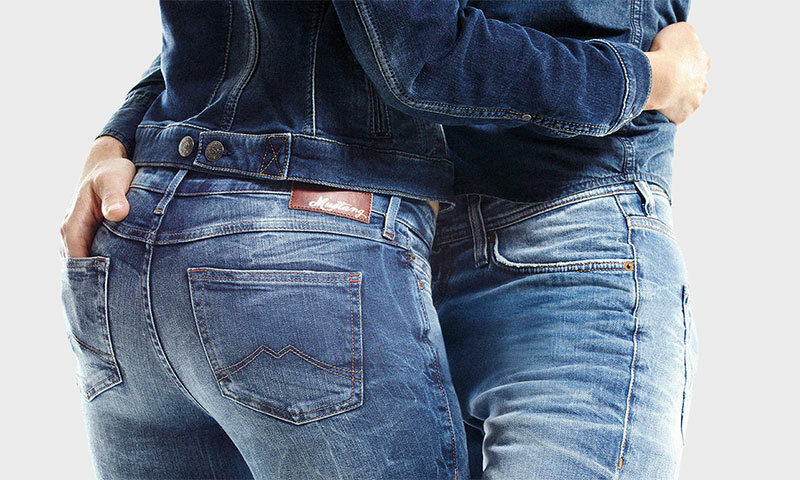 Valutazione delle migliori marche di jeans da parte delle recensioni degli utenti