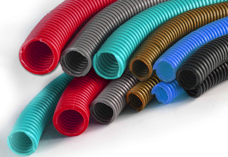 Corrugated pipes have their own color depending on the material of manufacture.