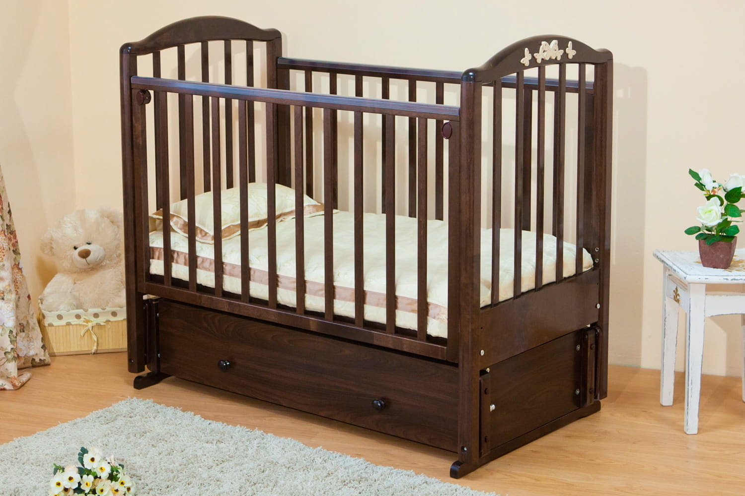 Dětské postele pro novorozence: malé a stylové možnosti, fotografie interiéru