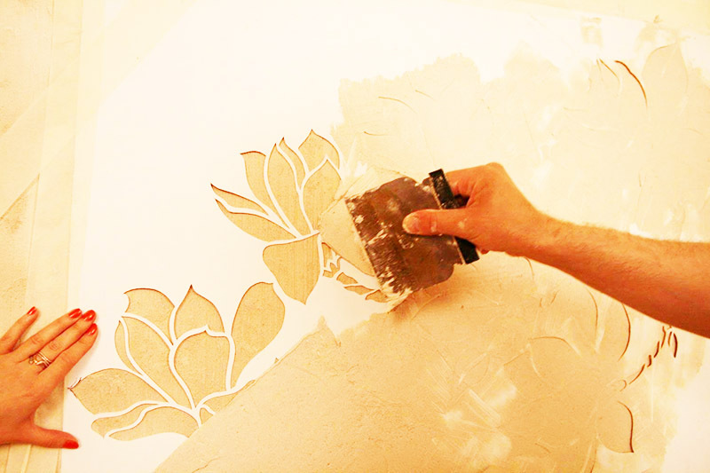 👷 Tinta decorativa para paredes: tipos e métodos de pintura